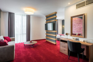 Varda-Hotel_apartman_szoba_5_neofloor