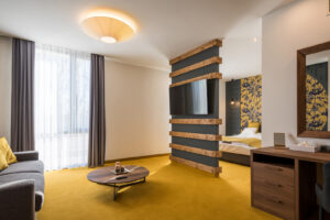 Varda-Hotel_apartman_szoba_neofloor